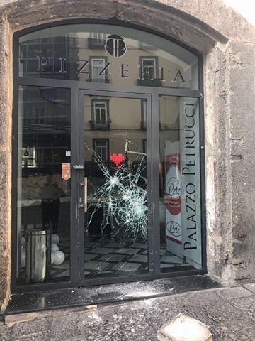 palazzo_petrucci_raid__vandalico.2