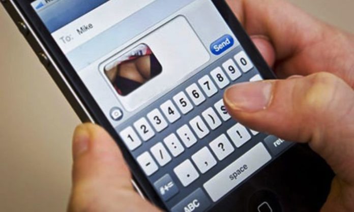 cellulare_hot