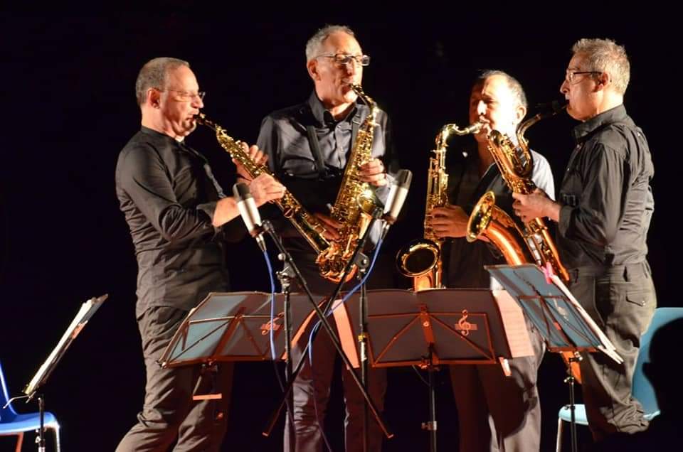Trianon Viviani, “4 sax in concerto per Napoli” - Napoli Village -  Quotidiano di Informazioni Online